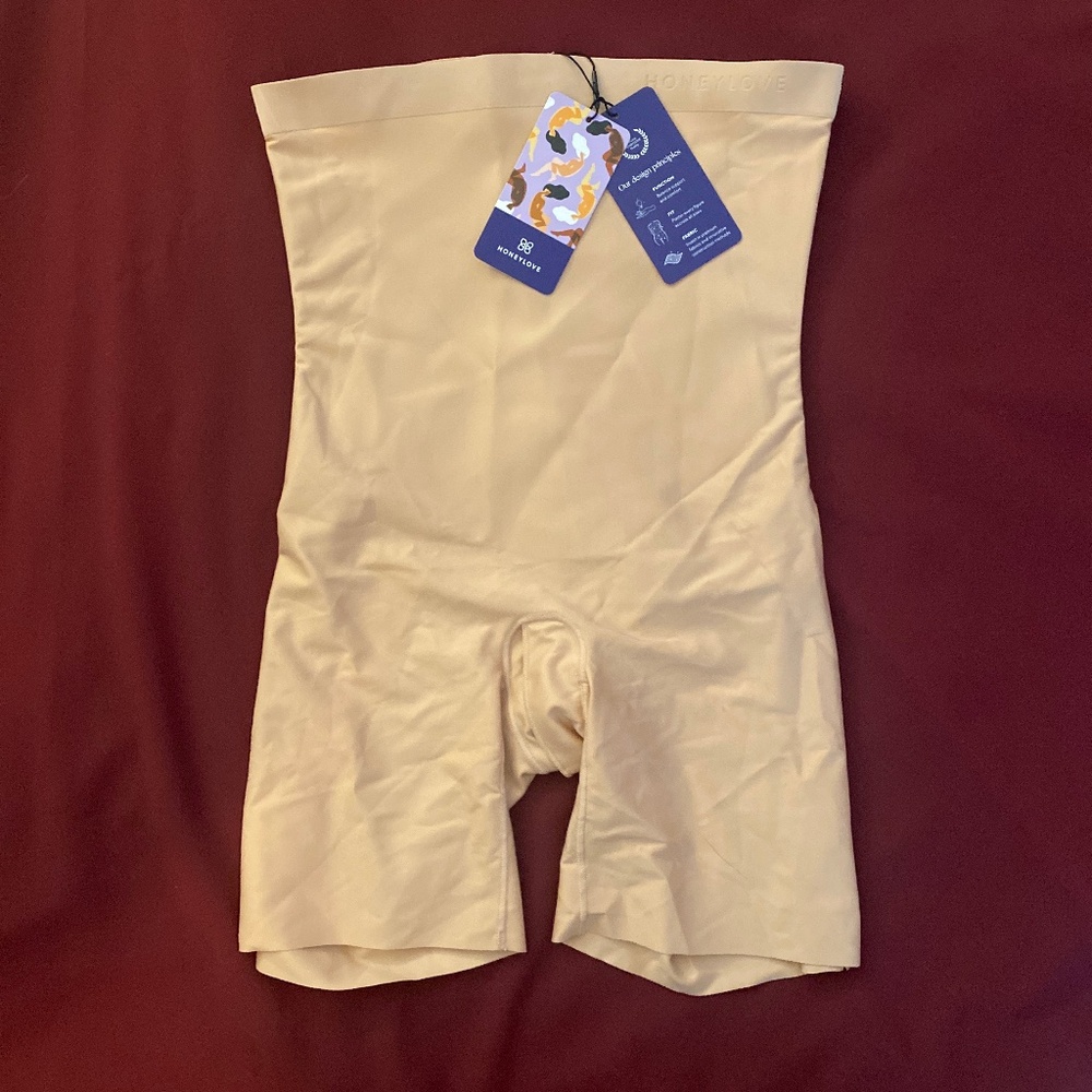 Honeylove No-show High-Waist Short
Rating: Strong Support